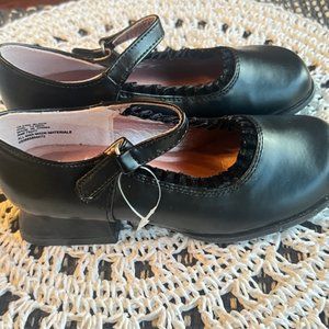 NWOT Sonoma Olena Black Shoes girls size 12